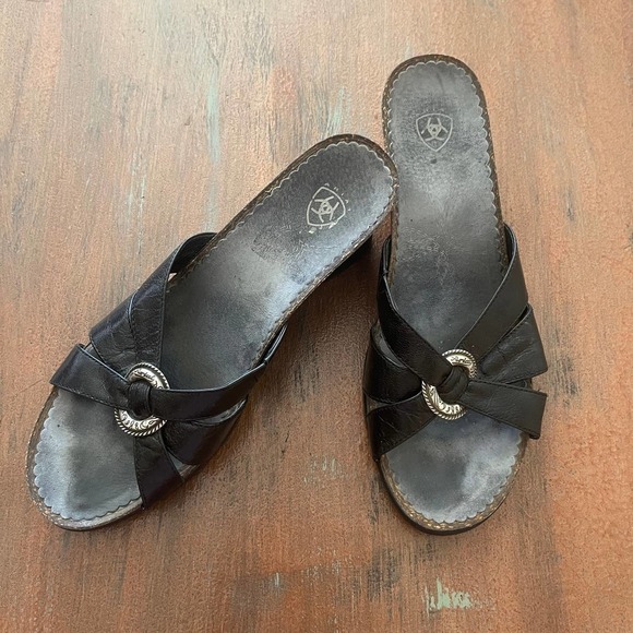 Ariat Women's Wedge Leather Slip On Sandals Sz 8 - Picture 2 of 9